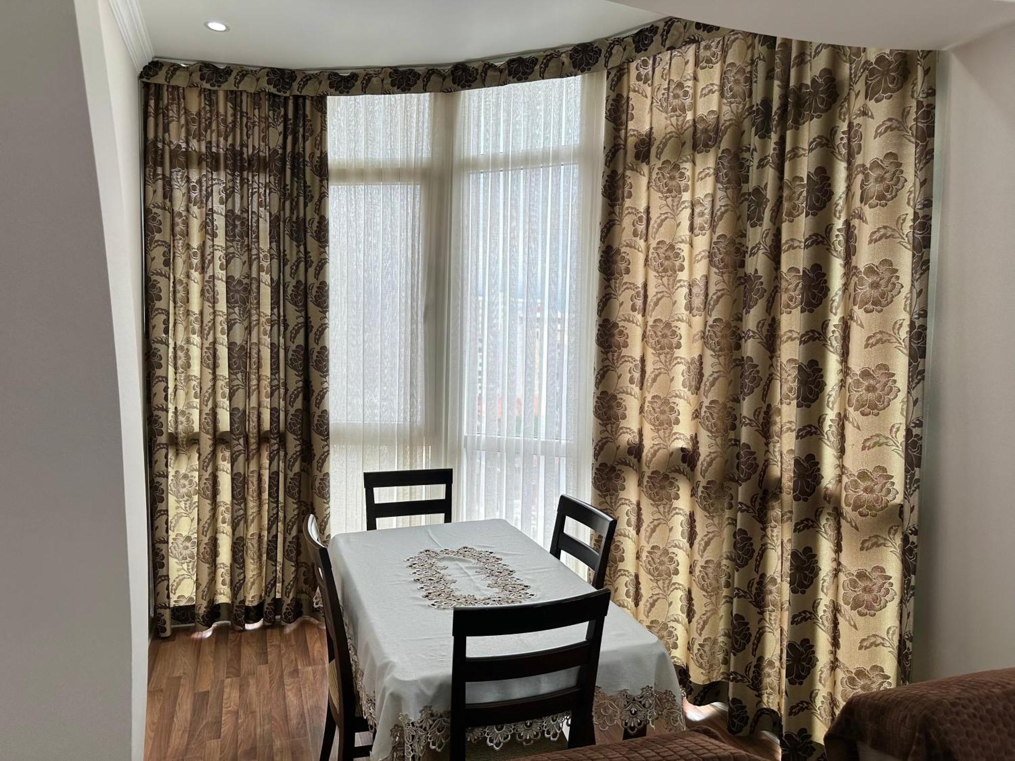 Grand Home Batumi Quarto foto