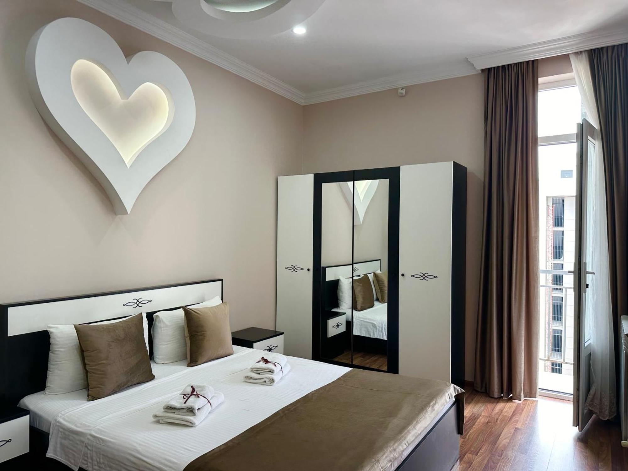 Grand Home Batumi Quarto foto
